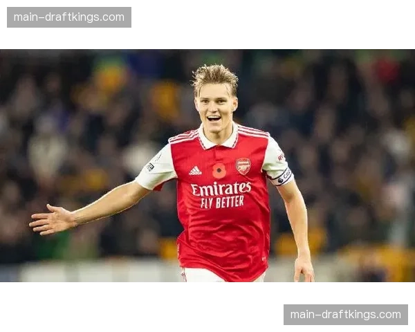 厄德高精妙直塞，萨卡推射破门，阿森纳客场1-0领先拜仁